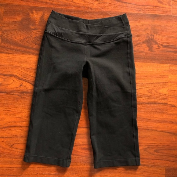 Lululemon Astro Crop Leggings - Picture 3 of 8